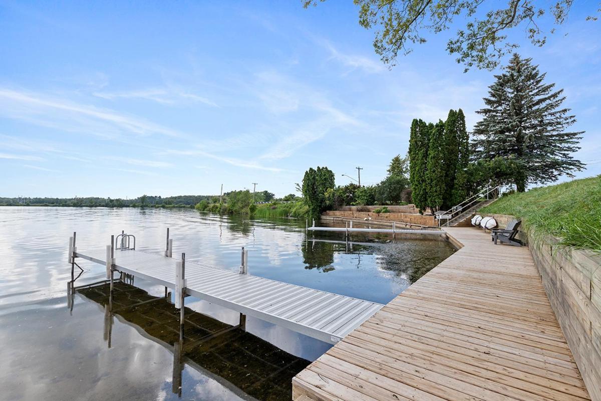 Lakeside Getaway With Dock, Firepit, Grill Newaygo Kültér fotó